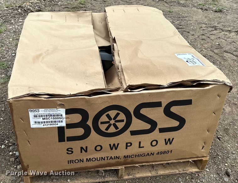image for item DQ7387 Boss Power V-XT  snow plow