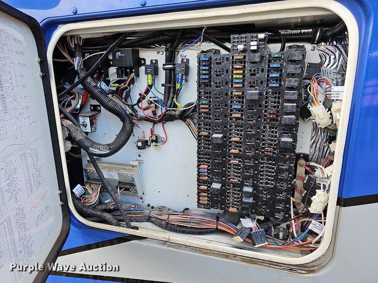 image for item DR5783 2016 Blue Bird T3RE 4006S  transit bus