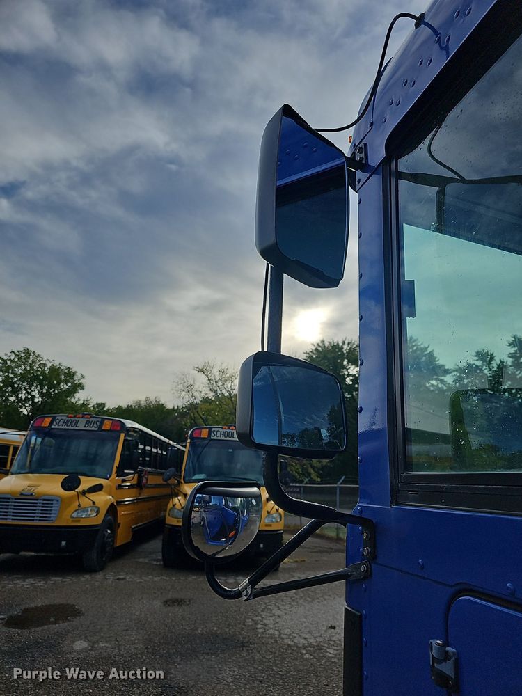 image for item DR5783 2016 Blue Bird T3RE 4006S  transit bus