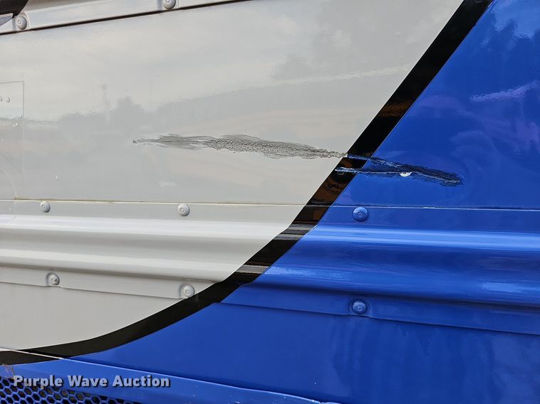 image for item DR5783 2016 Blue Bird T3RE 4006S  transit bus