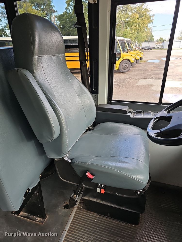 image for item DR5783 2016 Blue Bird T3RE 4006S  transit bus