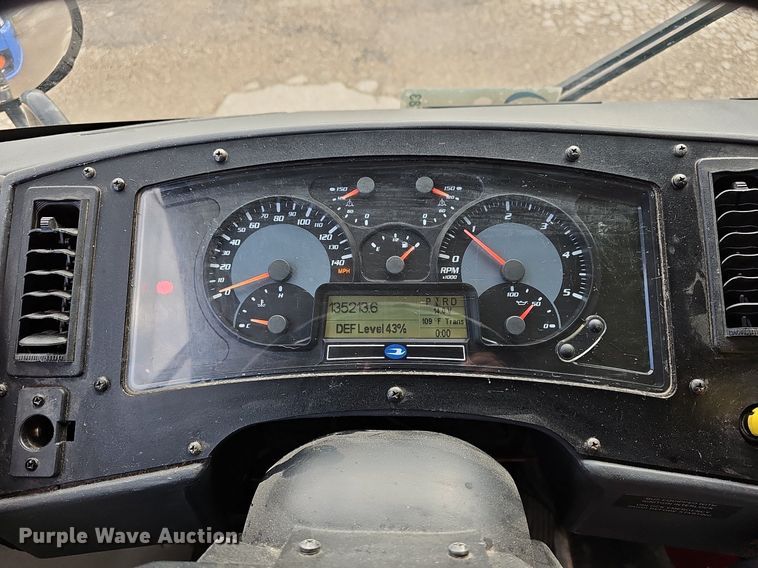 image for item DR5783 2016 Blue Bird T3RE 4006S  transit bus