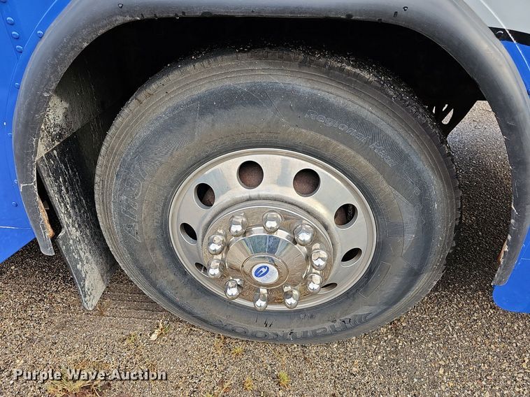 image for item DR5783 2016 Blue Bird T3RE 4006S  transit bus