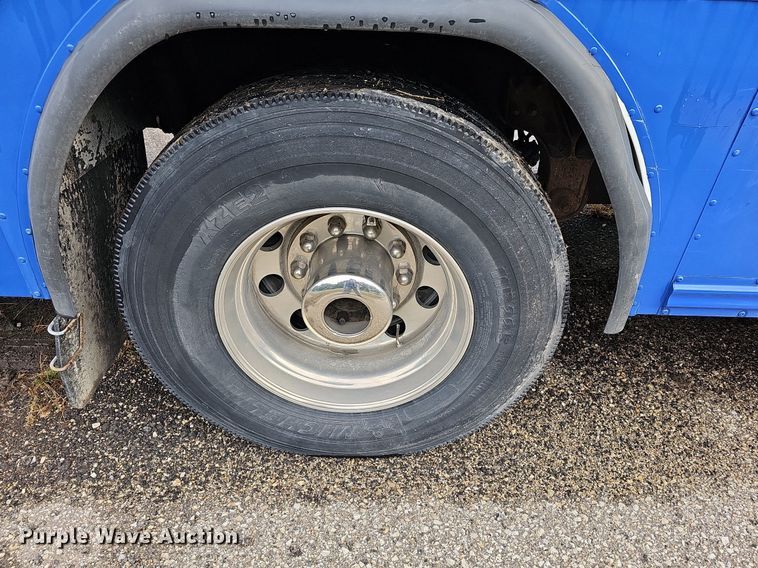 image for item DR5783 2016 Blue Bird T3RE 4006S  transit bus