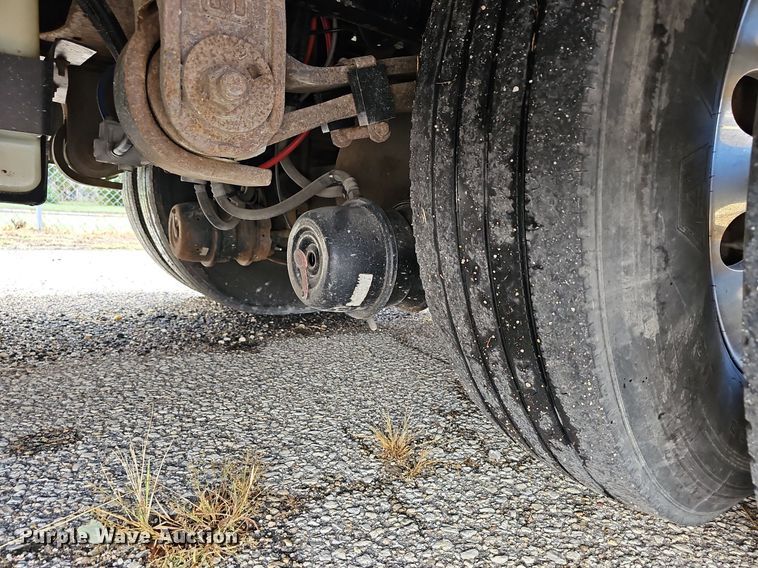 image for item DR5783 2016 Blue Bird T3RE 4006S  transit bus