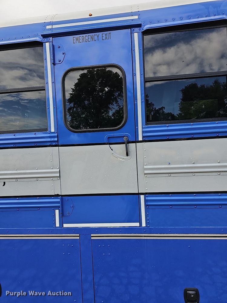 image for item DR5784 2016 Blue Bird T3RE 4006S  transit bus