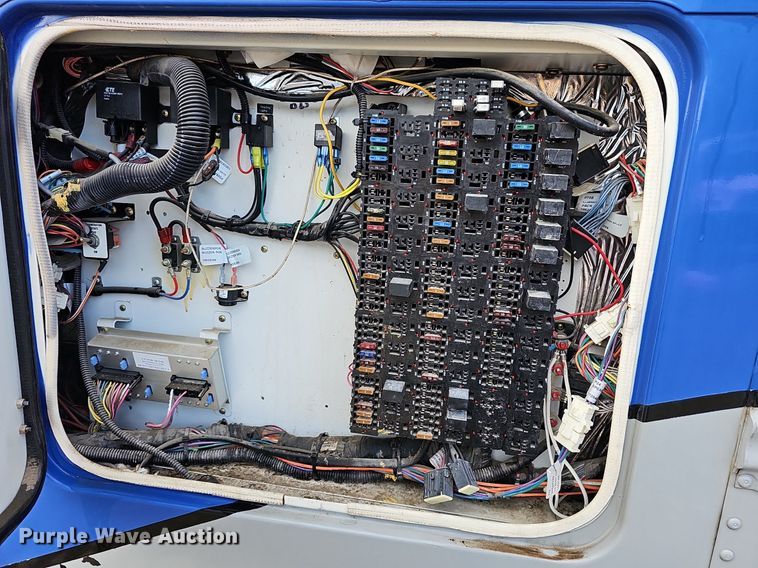 image for item DR5784 2016 Blue Bird T3RE 4006S  transit bus