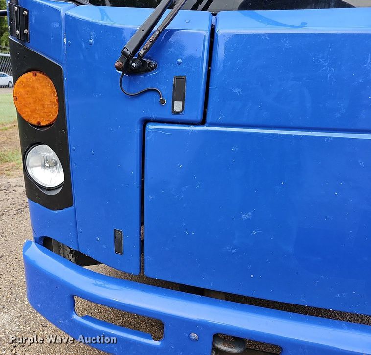 image for item DR5784 2016 Blue Bird T3RE 4006S  transit bus