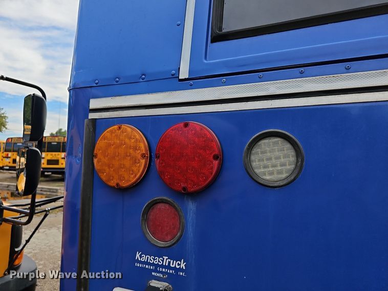 image for item DR5784 2016 Blue Bird T3RE 4006S  transit bus