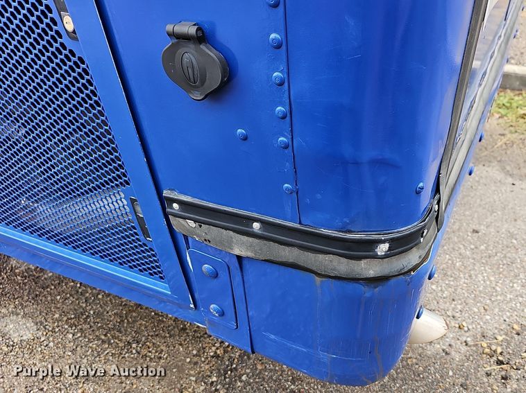 image for item DR5784 2016 Blue Bird T3RE 4006S  transit bus