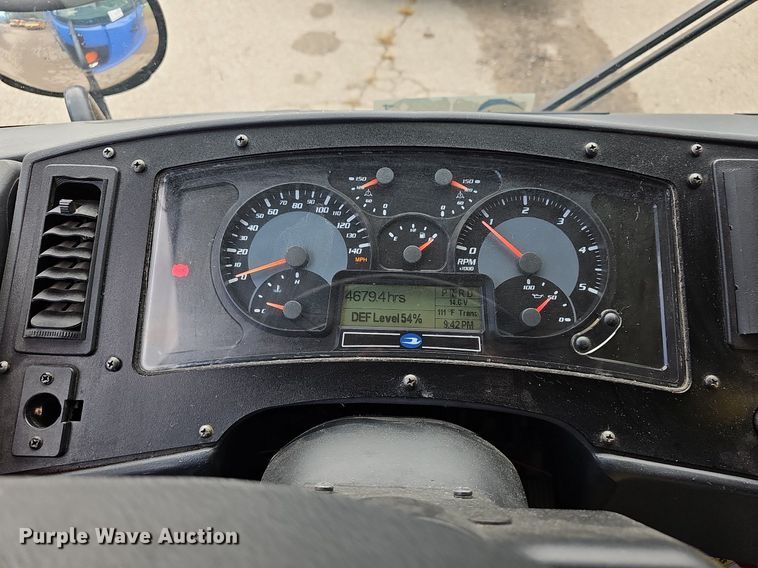 image for item DR5784 2016 Blue Bird T3RE 4006S  transit bus