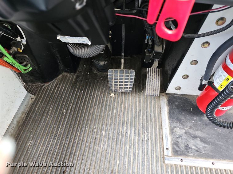 image for item DR5784 2016 Blue Bird T3RE 4006S  transit bus