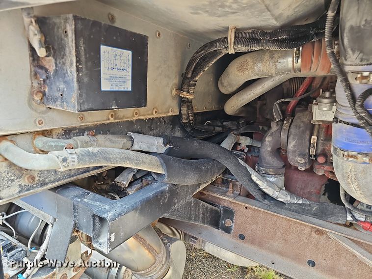 image for item DR5784 2016 Blue Bird T3RE 4006S  transit bus