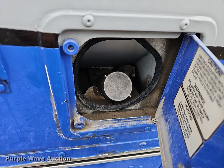 image for item DR5784 2016 Blue Bird T3RE 4006S  transit bus