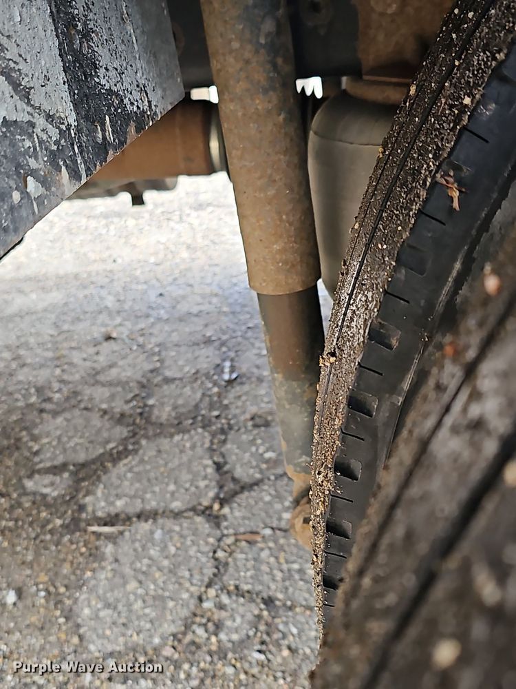 image for item DR5784 2016 Blue Bird T3RE 4006S  transit bus