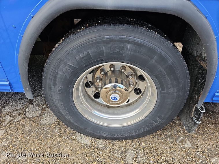 image for item DR5784 2016 Blue Bird T3RE 4006S  transit bus