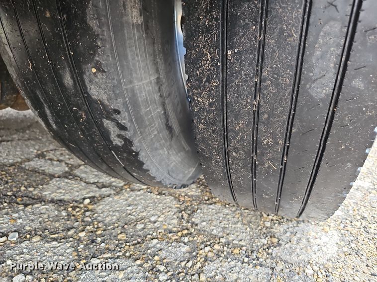 image for item DR5784 2016 Blue Bird T3RE 4006S  transit bus