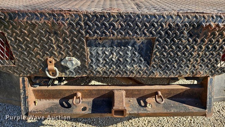 image for item DR5787 1996 Ford F150 XLT  flatbed pickup truck