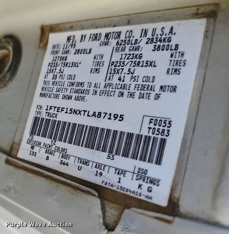 image for item DR5787 1996 Ford F150 XLT  flatbed pickup truck