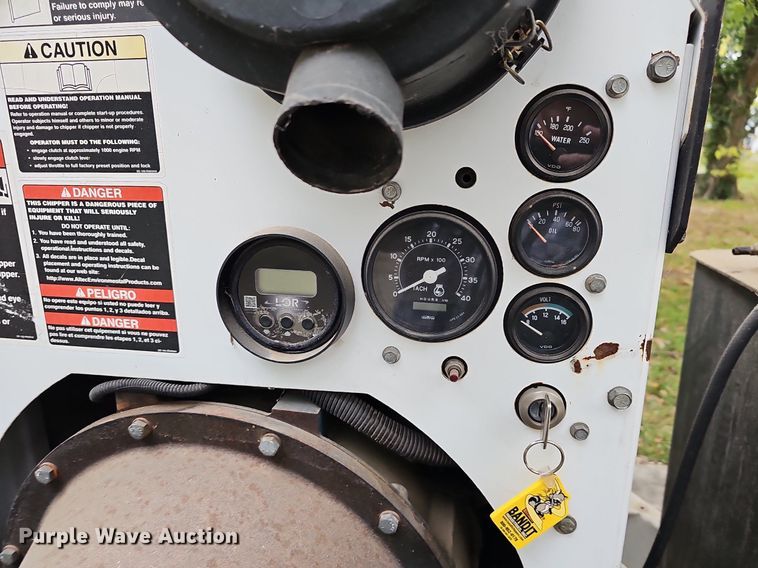 image for item DR5853 2008 Altec DC1217CFD  wood chipper