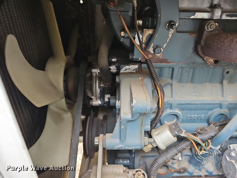 image for item DR5853 2008 Altec DC1217CFD  wood chipper