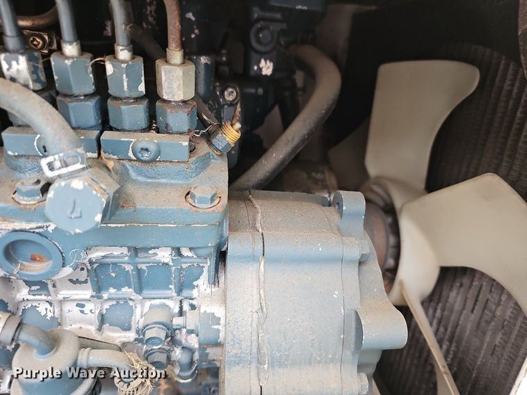 image for item DR5853 2008 Altec DC1217CFD  wood chipper