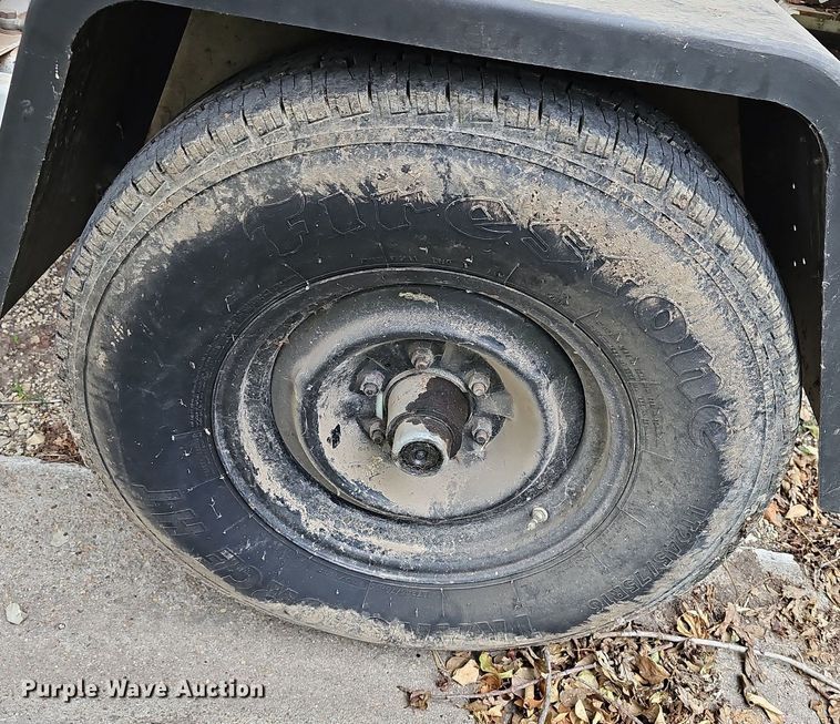 image for item DR5853 2008 Altec DC1217CFD  wood chipper