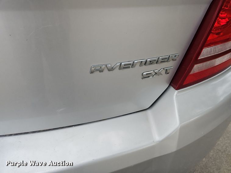 image for item DR5856 2010 Dodge Avenger SXT