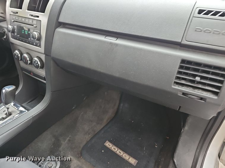 image for item DR5856 2010 Dodge Avenger SXT