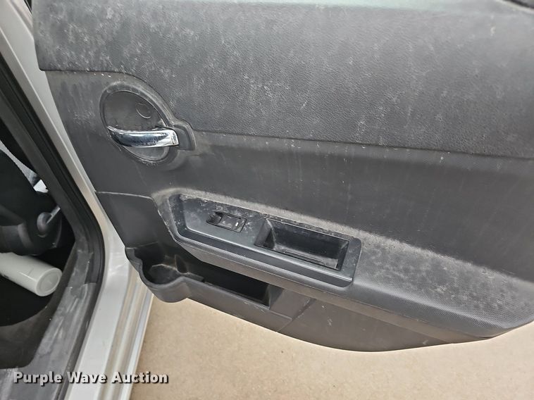 image for item DR5856 2010 Dodge Avenger SXT