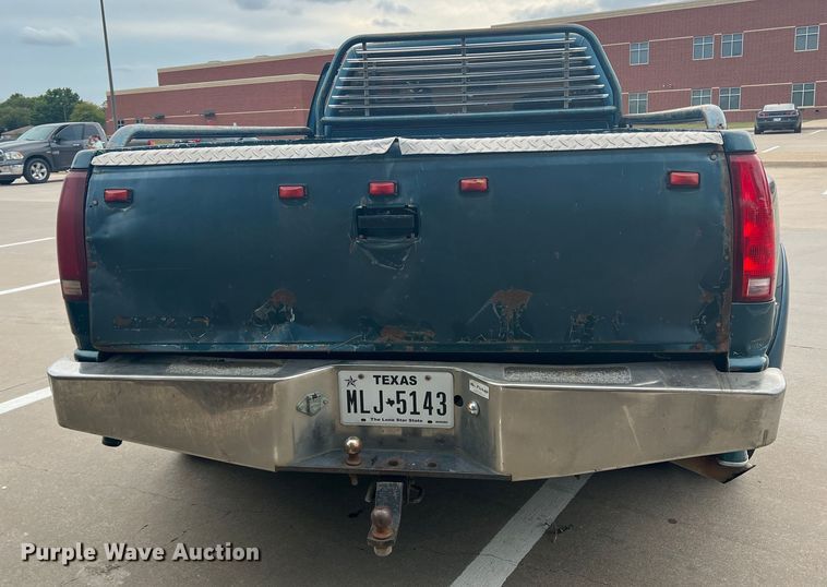 image for item DS2458 1992 GMC Sierra C3500  Crew Cab pickup truck