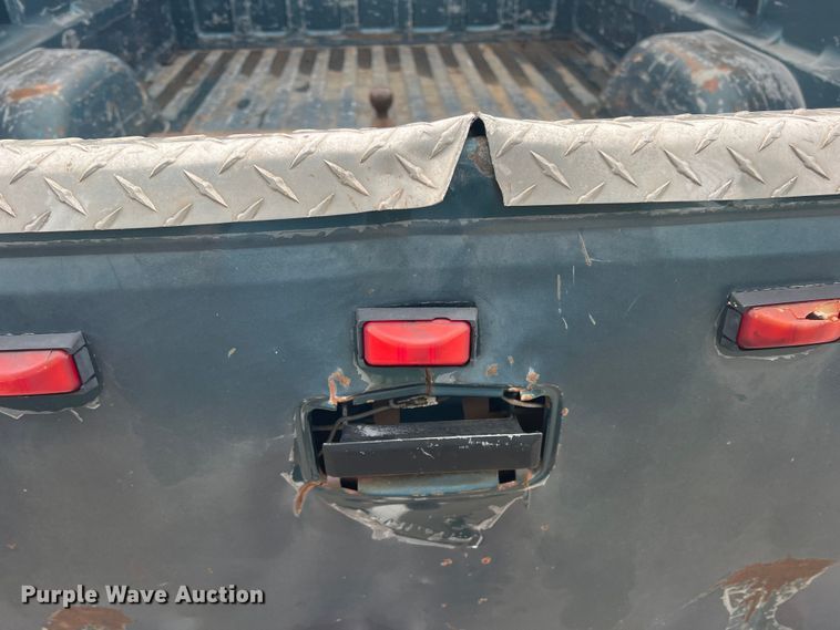 image for item DS2458 1992 GMC Sierra C3500  Crew Cab pickup truck