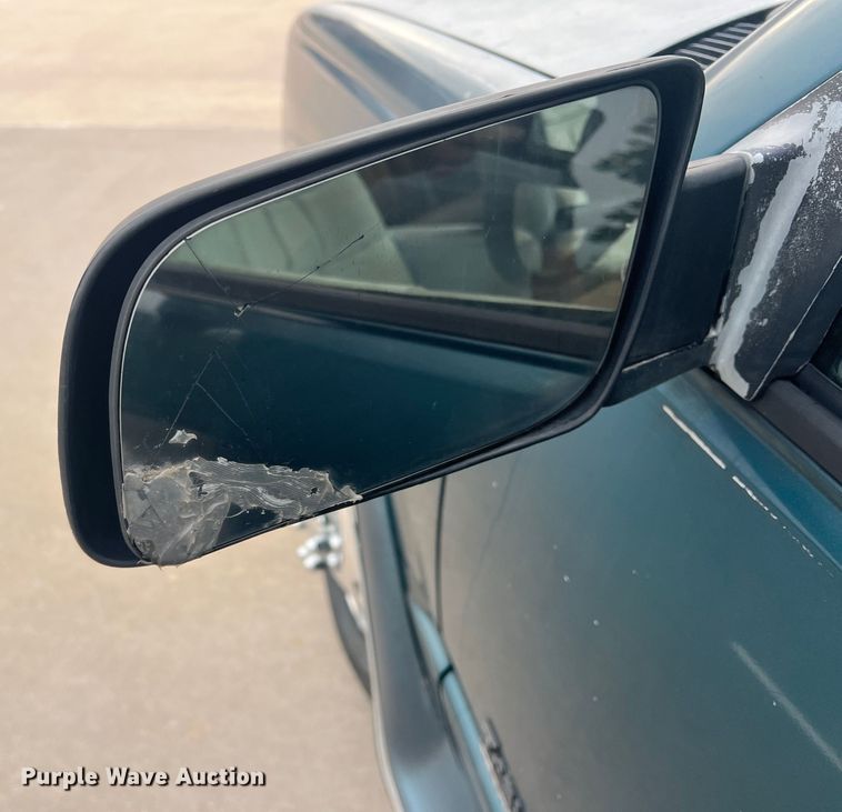 image for item DS2458 1992 GMC Sierra C3500  Crew Cab pickup truck