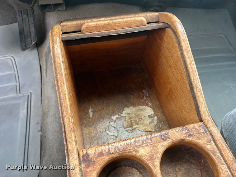 image for item DS2458 1992 GMC Sierra C3500  Crew Cab pickup truck