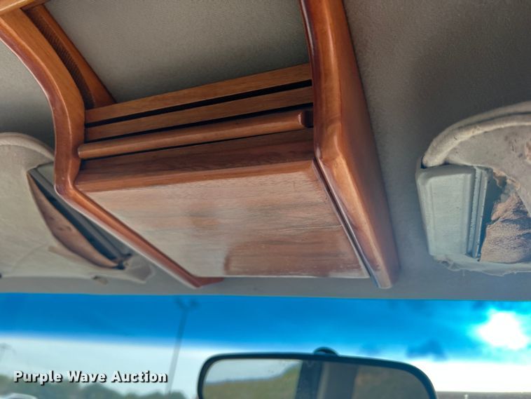 image for item DS2458 1992 GMC Sierra C3500  Crew Cab pickup truck