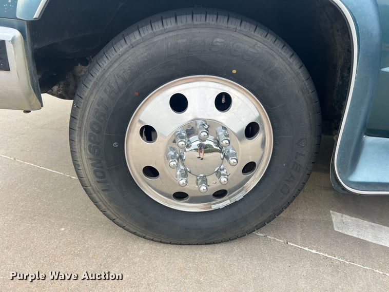 image for item DS2458 1992 GMC Sierra C3500  Crew Cab pickup truck