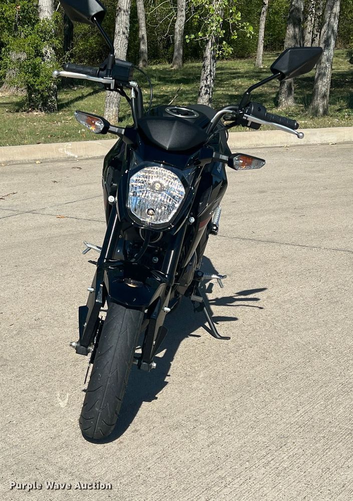 image for item DS2460 2019 Kawasaki Z125  motorcycle