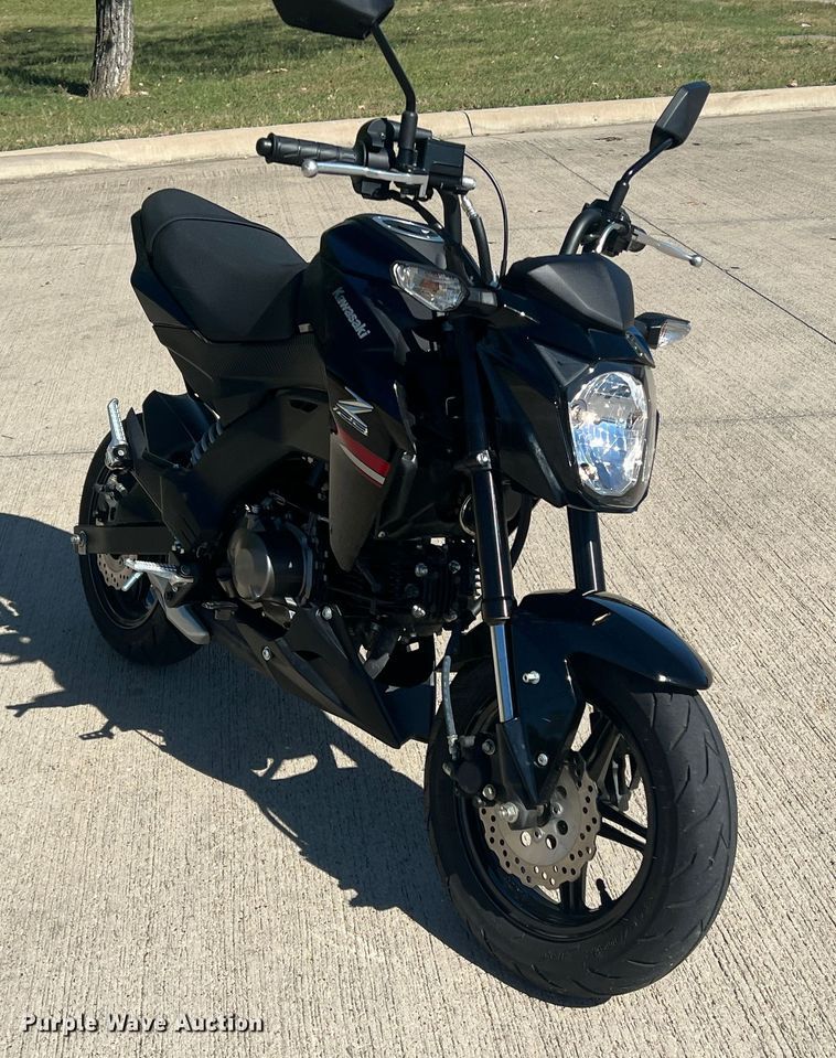 image for item DS2460 2019 Kawasaki Z125  motorcycle