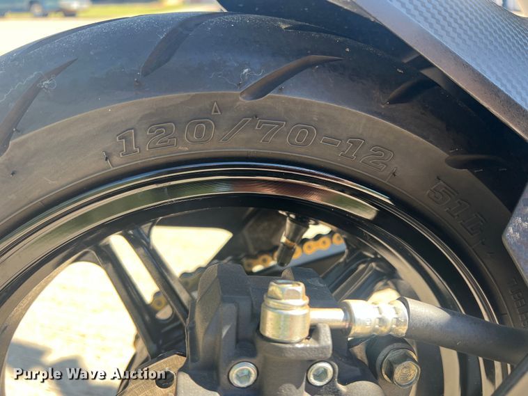 image for item DS2460 2019 Kawasaki Z125  motorcycle