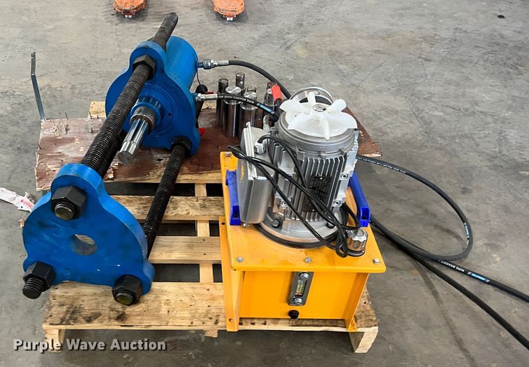 image for item DS2462 Track pin press