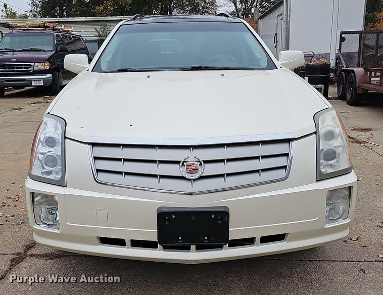 image for item DS5661 2008 Cadillac SRX 4  SUV