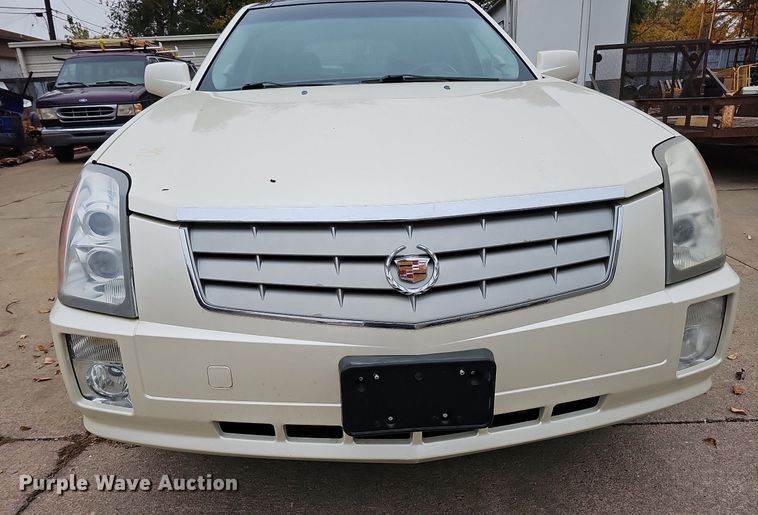 image for item DS5661 2008 Cadillac SRX 4  SUV