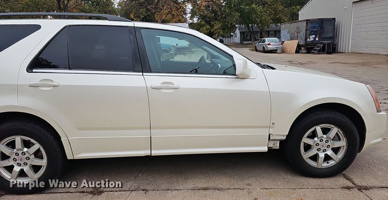 image for item DS5661 2008 Cadillac SRX 4  SUV
