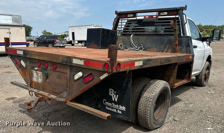 image for item DS6426 2013 Dodge Ram 3500  flatbed pickup truck
