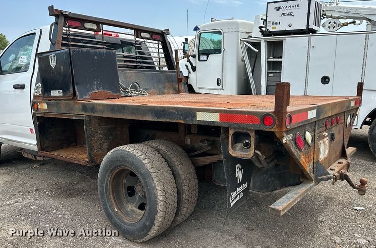 image for item DS6426 2013 Dodge Ram 3500  flatbed pickup truck