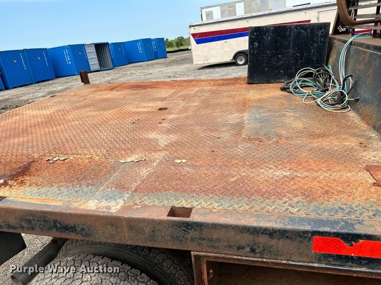 image for item DS6426 2013 Dodge Ram 3500  flatbed pickup truck