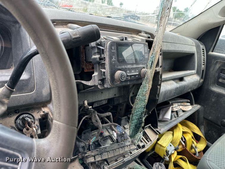 image for item DS6426 2013 Dodge Ram 3500  flatbed pickup truck