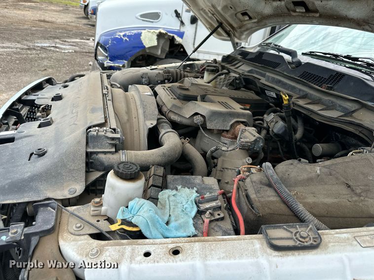 image for item DS6426 2013 Dodge Ram 3500  flatbed pickup truck