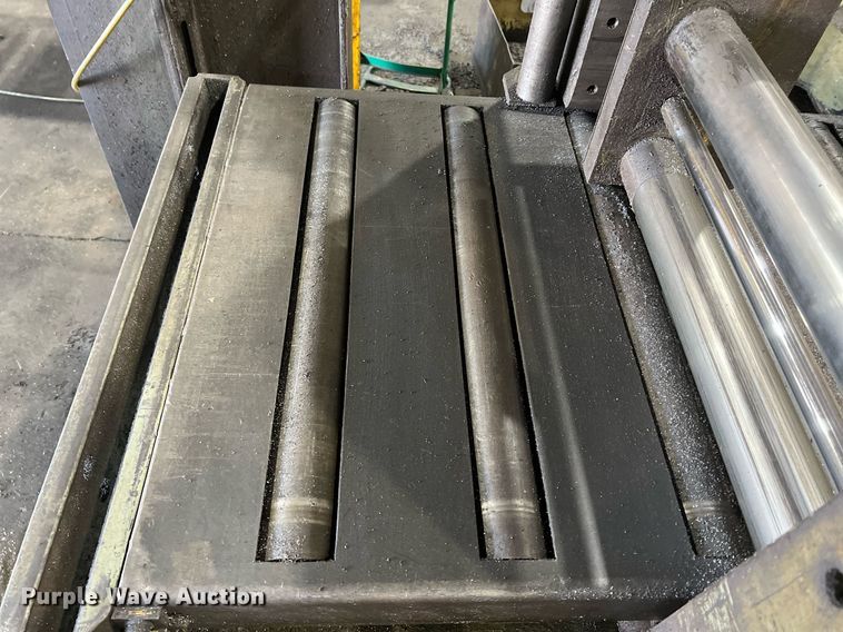 image for item DW2835 HYD-Mech M-16A  band saw