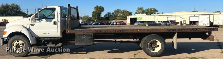 image for item DW2836 2007 Ford F750 XLT Super Duty  flatbed truck